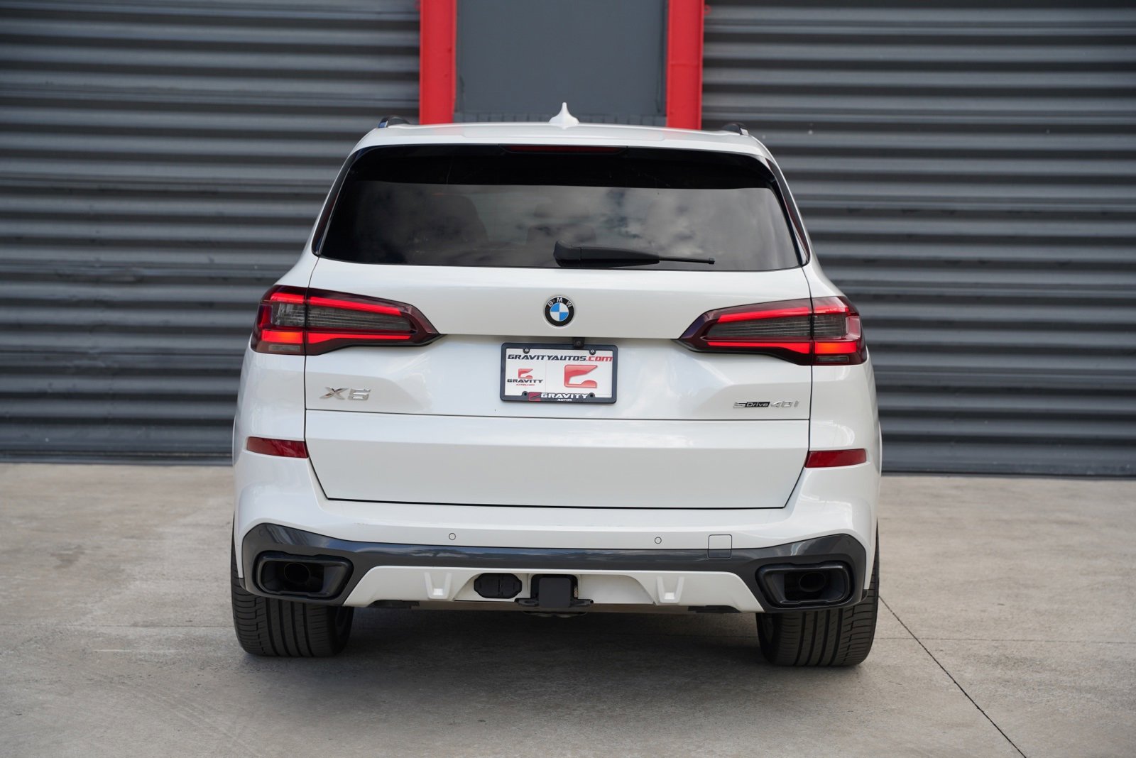 Used 2022 BMW X5 sDrive40i w/ M Sport Package image 11