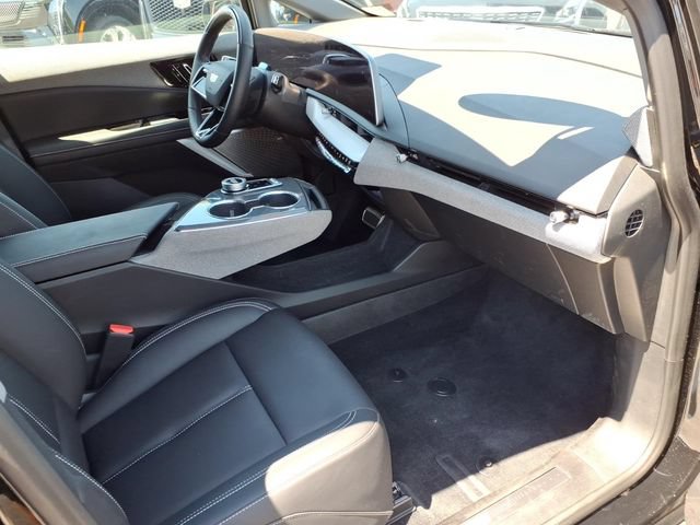 New 2026 Cadillac Optiq Luxury 1 RWD image 23