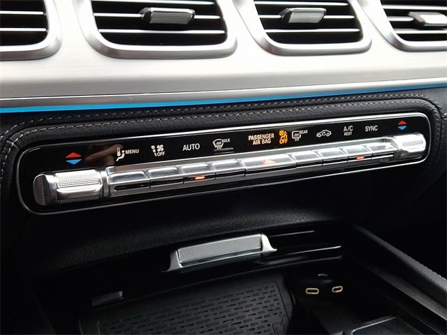 Used 2024 Mercedes-Benz GLE 53 AMG 4MATIC Coupe image 16