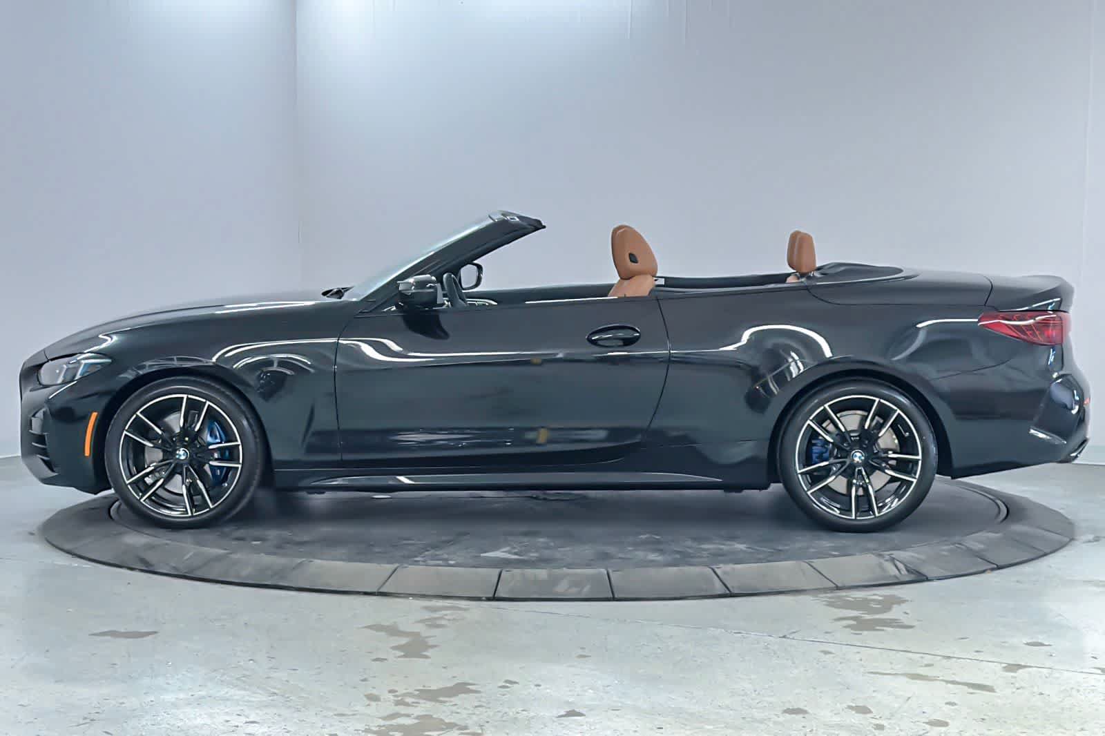 Used 2025 BMW 440i xDrive Convertible w/ Premium Package AWD/4WD image 5