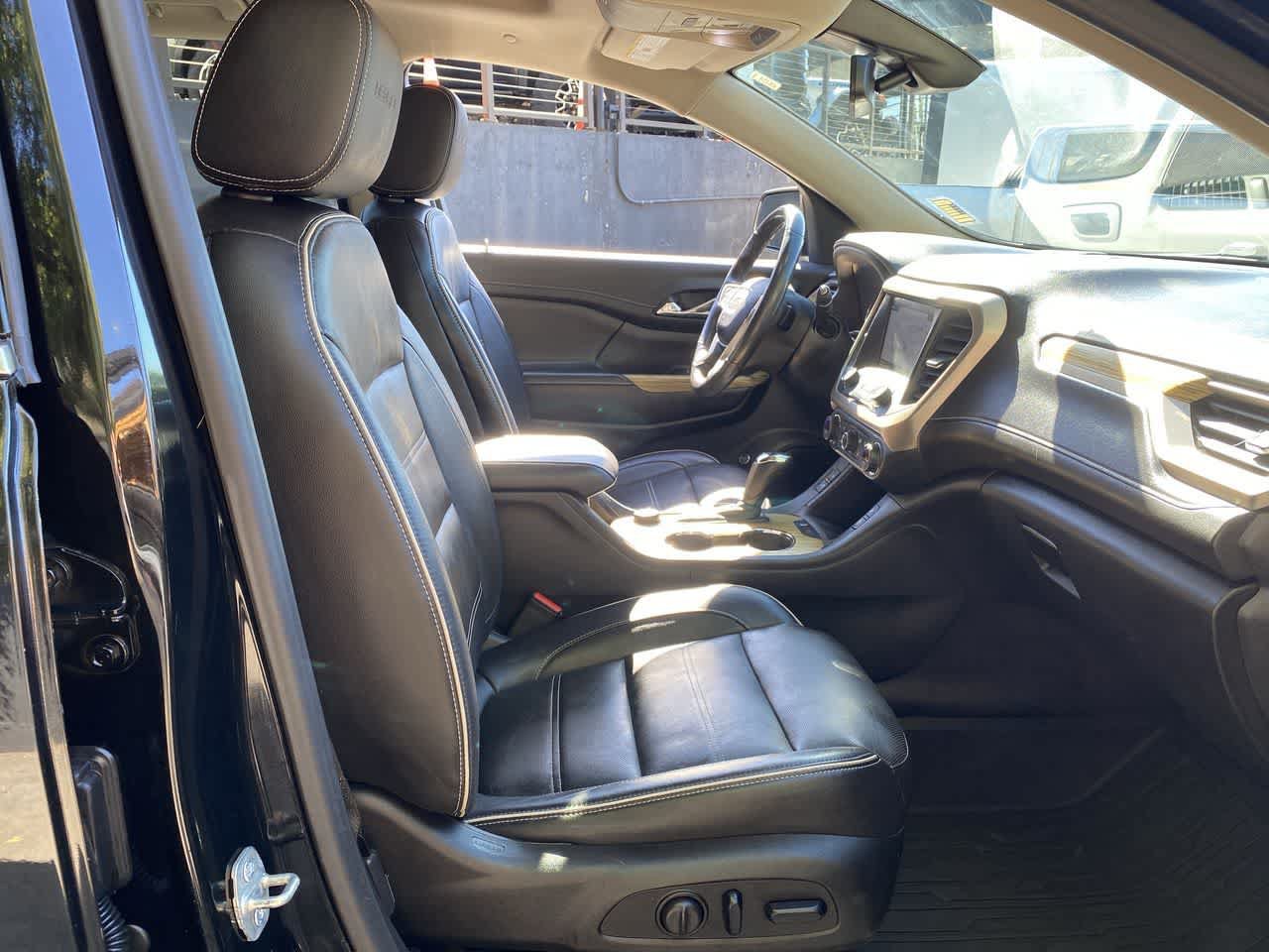 Used 2019 GMC Acadia Denali w/ Technology Package AWD/4WD image 19