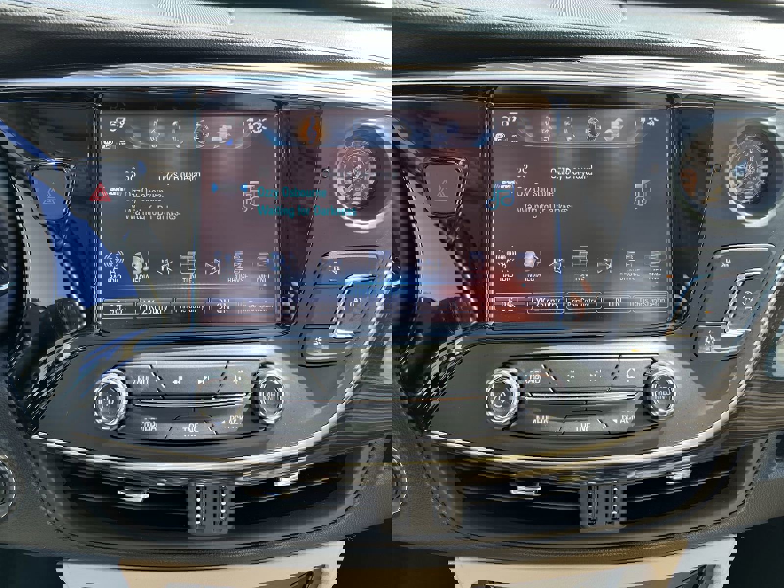 Used 2020 Buick Envision Premium image 13