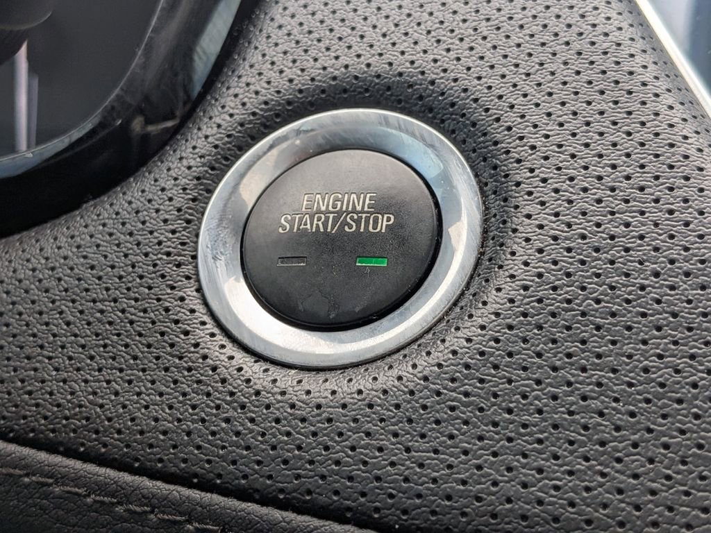 Used 2020 Cadillac XT5 Sportv image 32