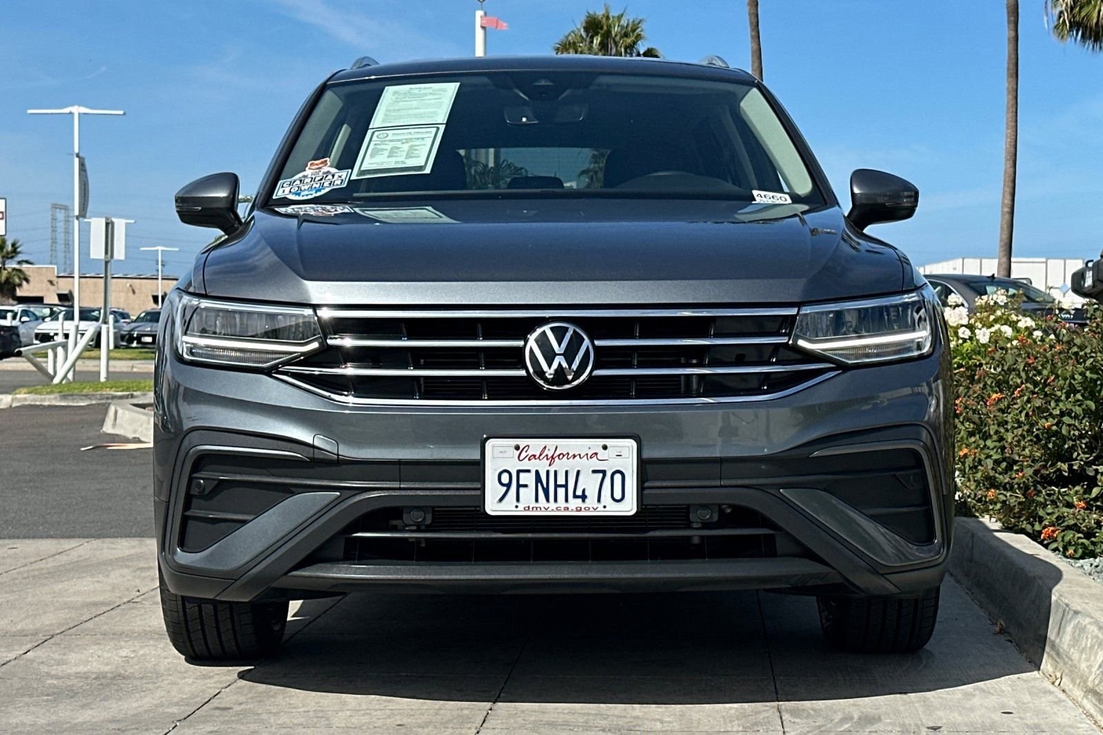 Used 2023 Volkswagen Tiguan SE FWD image 9