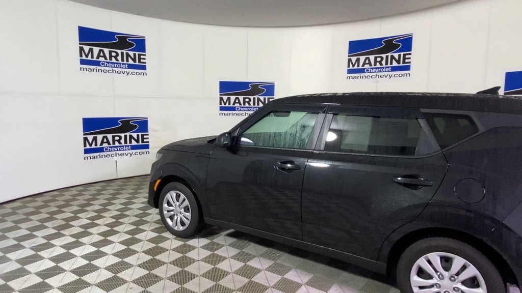 Used 2024 Kia Soul LX FWD image 8