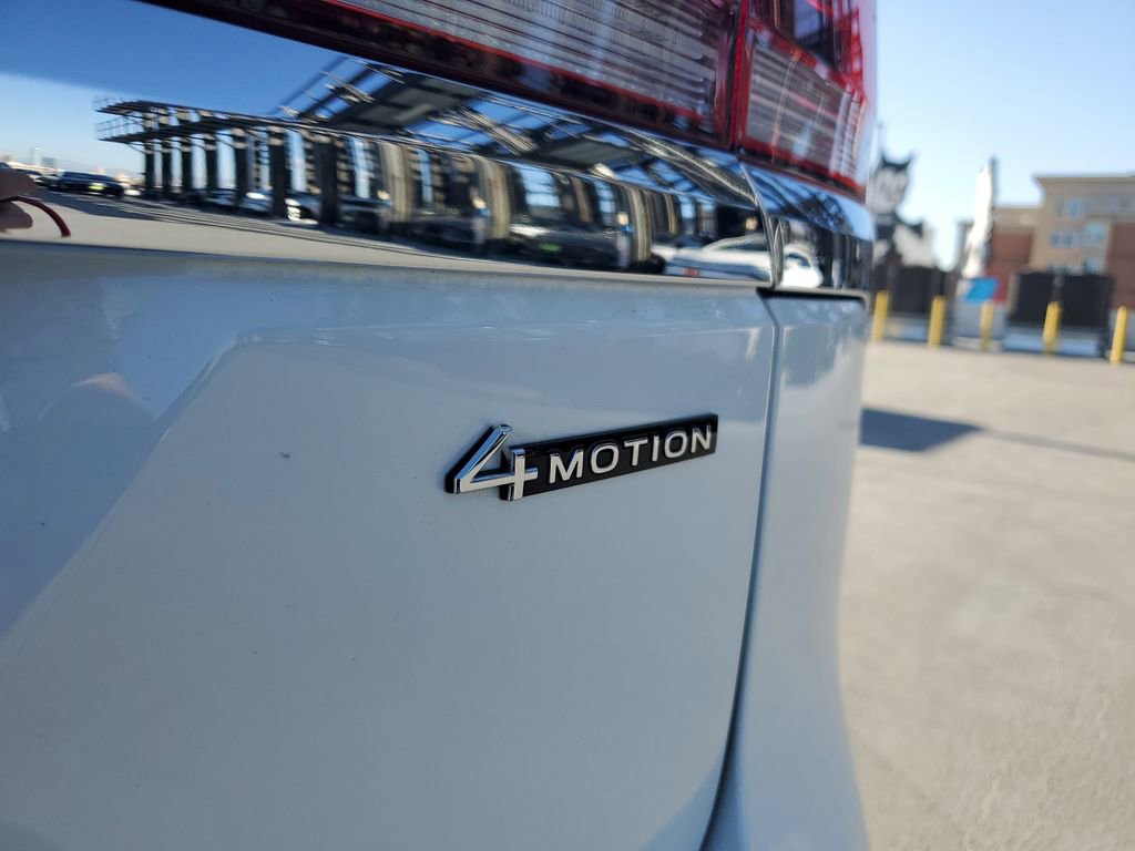 Used 2023 Volkswagen Atlas SE w/ Panoramic Sunroof Package image 8