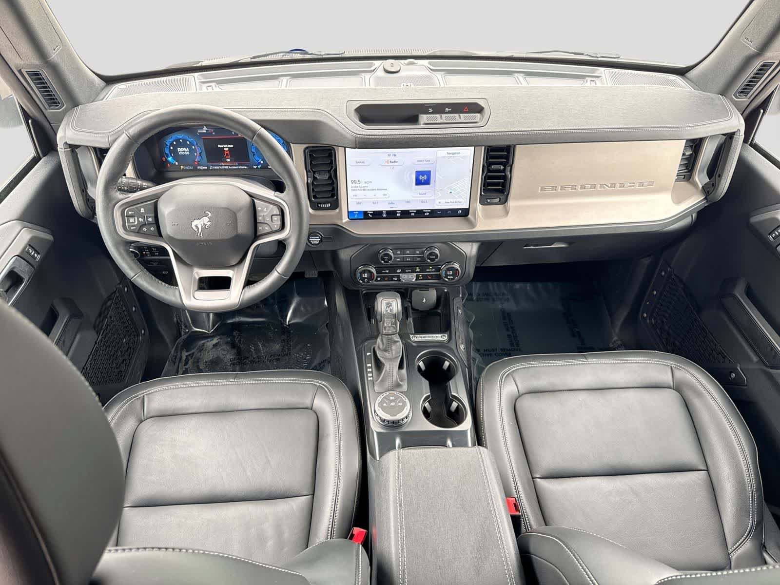 Used 2025 Ford Bronco Outer Banks AWD/4WD image 22