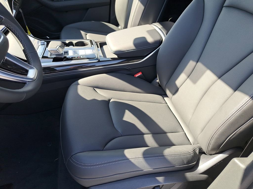 New 2026 Audi Q7 3.0T Premium Plus AWD/4WD image 18