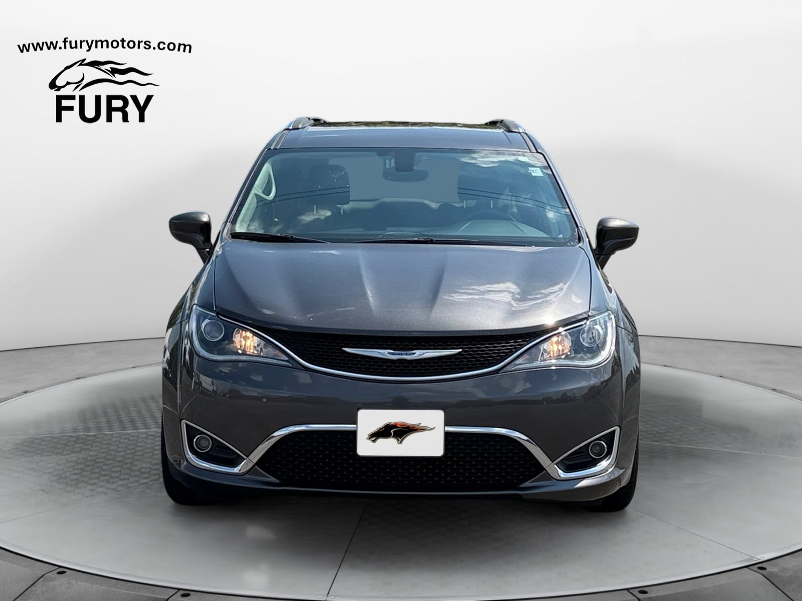 Used 2017 Chrysler Pacifica Touring-L Plus FWD image 9