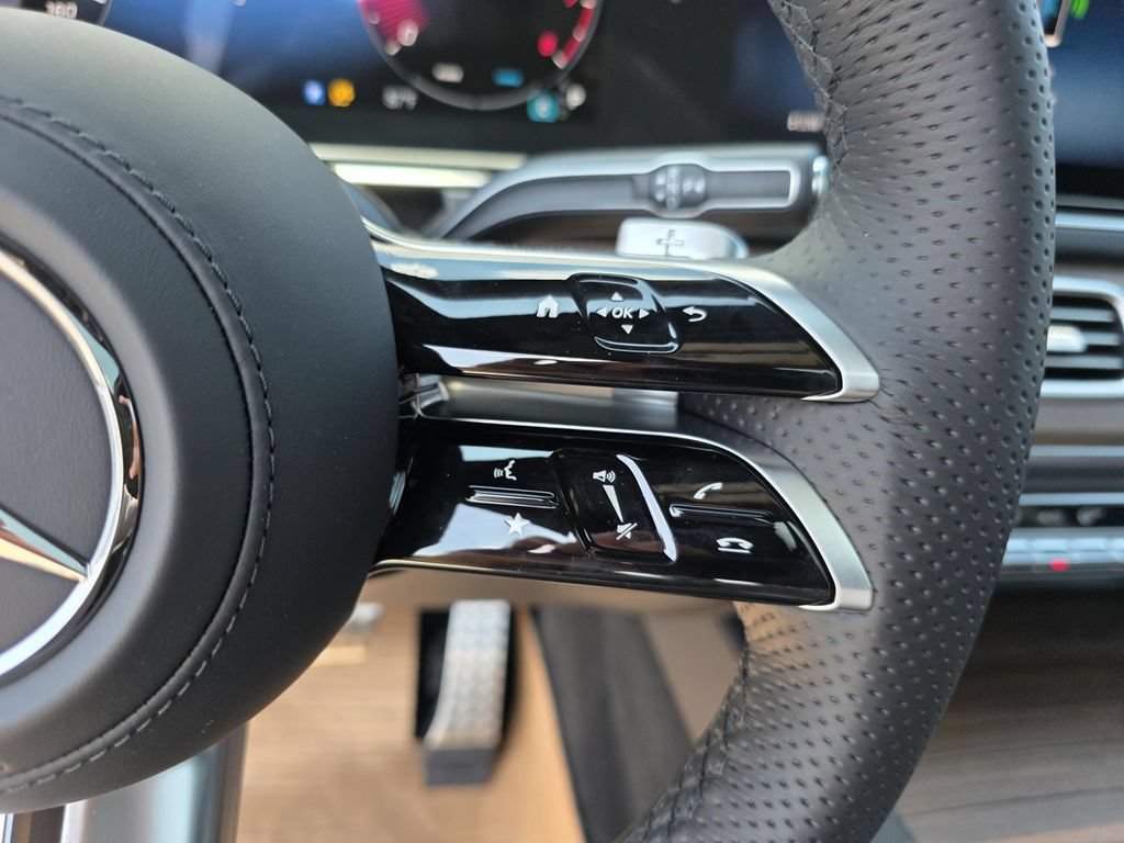 New 2026 Mercedes-Benz GLS 580 4MATIC image 19