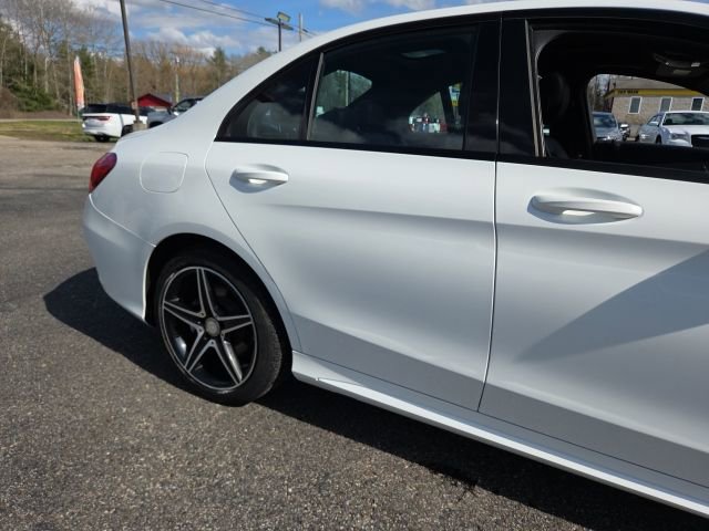 Used 2017 Mercedes-Benz C 300 4MATIC Sedan image 29