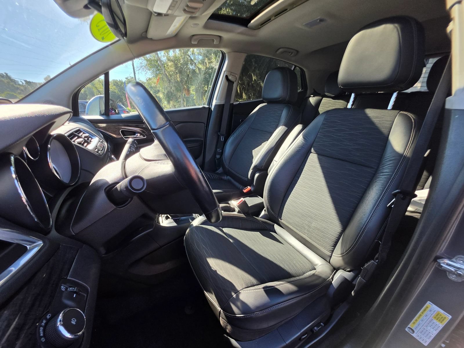 Used 2015 Buick Encore Convenience AWD/4WD image 13