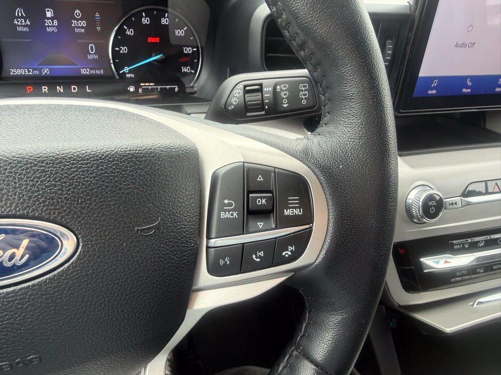 Used 2024 Ford Explorer XLT AWD/4WD image 22