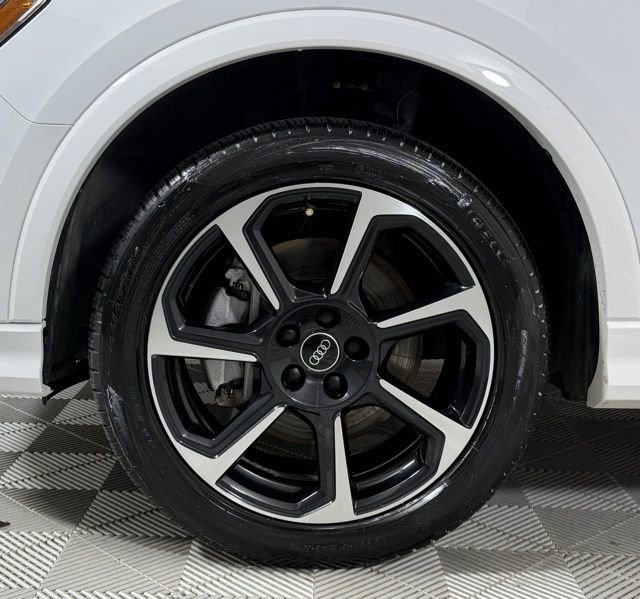 Used 2025 Audi Q3 2.0T Premium Plus w/ Premium Plus Package image 9