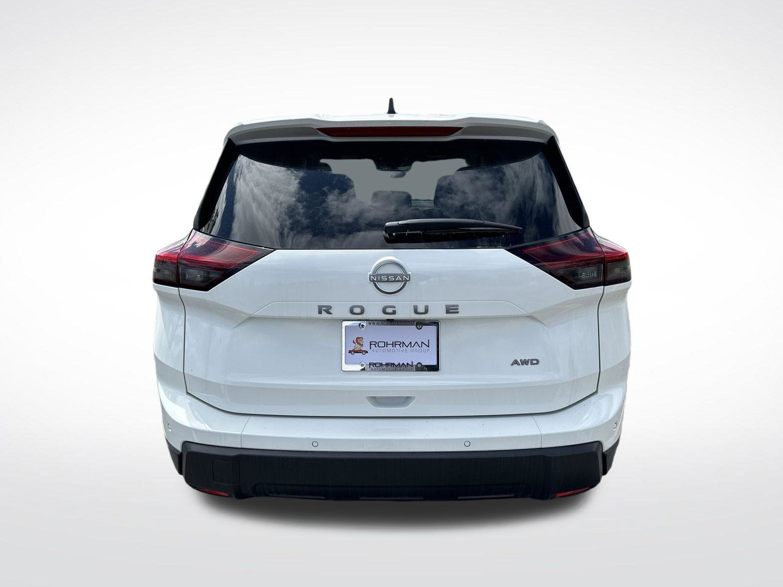 Used 2025 Nissan Rogue S AWD/4WD image 31