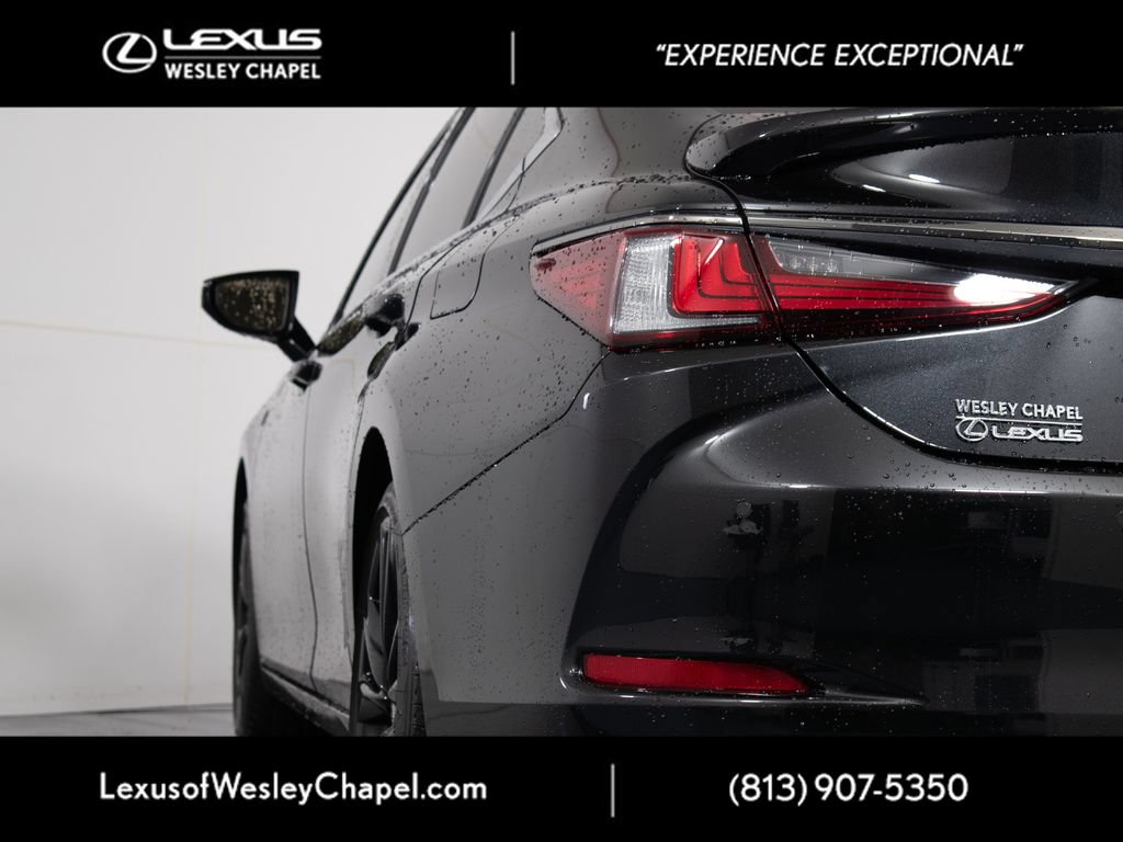 Used 2024 Lexus ES 350 F Sport w/ Accessory Package (Z2) FWD image 9