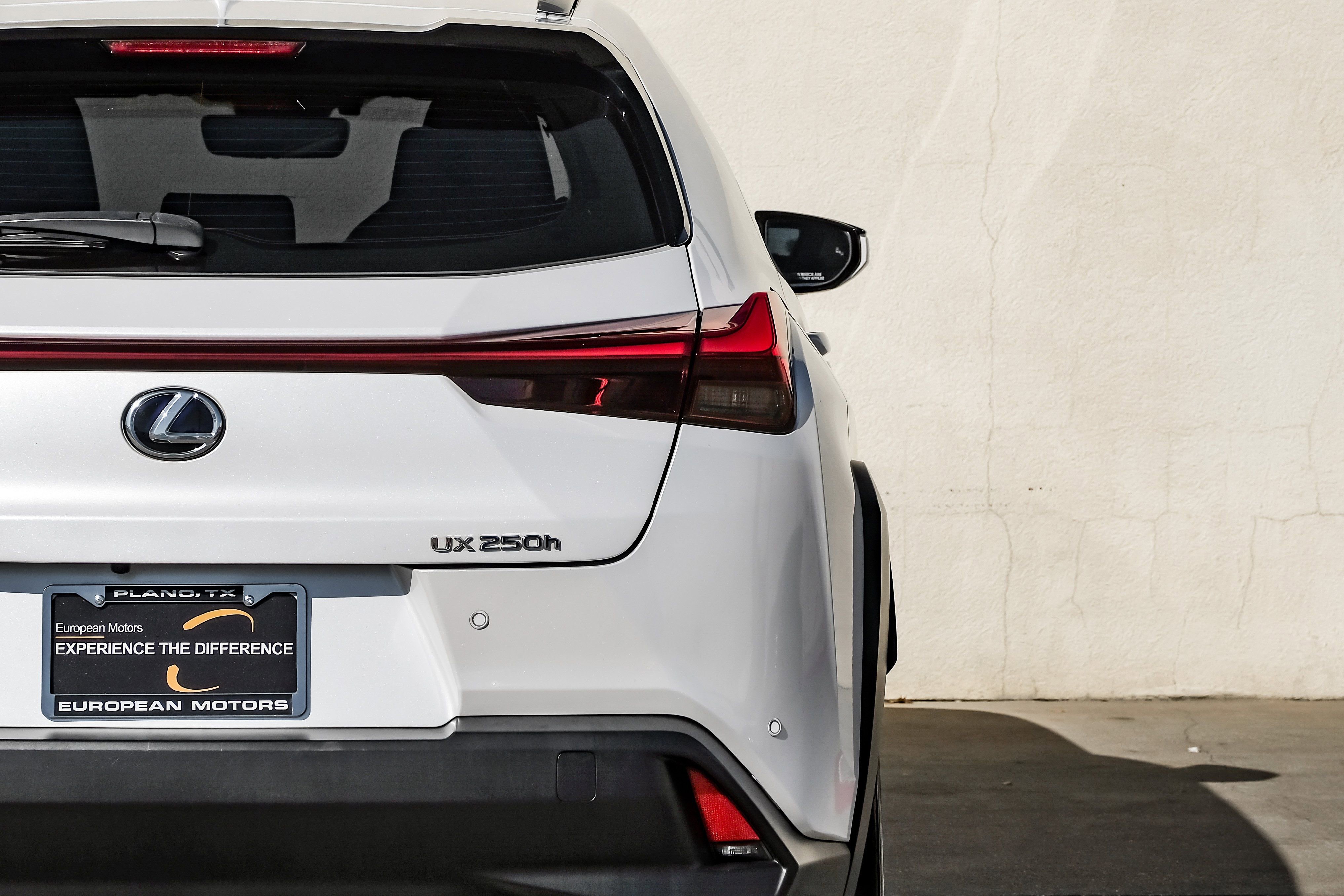 Used 2021 Lexus UX 250h w/ Premium Package image 48