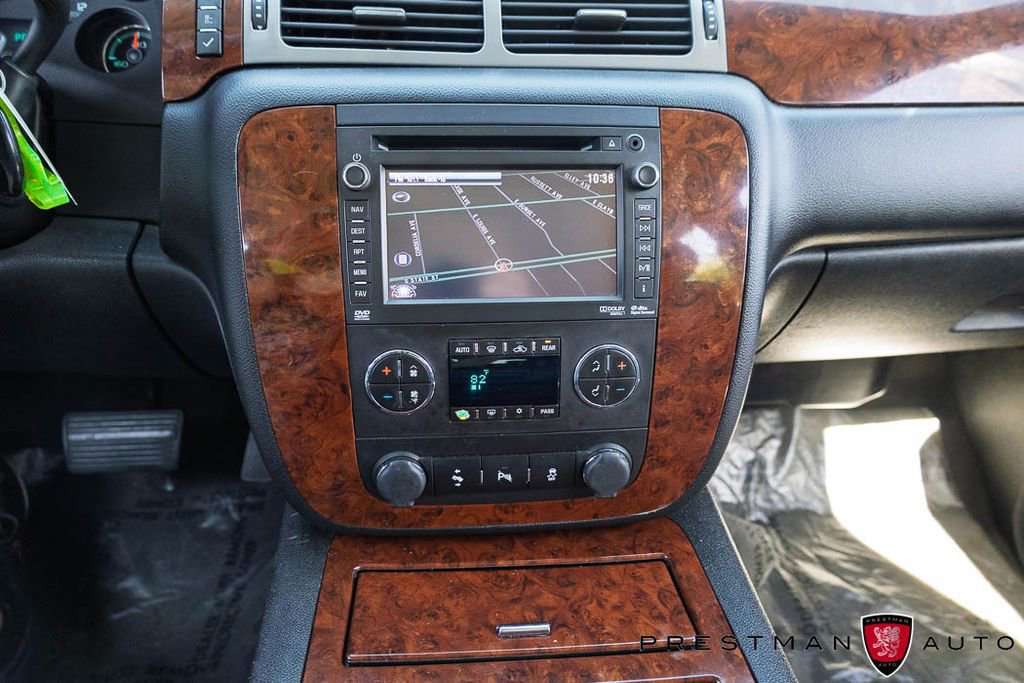 Used 2014 Chevrolet Suburban LTZ AWD/4WD image 32
