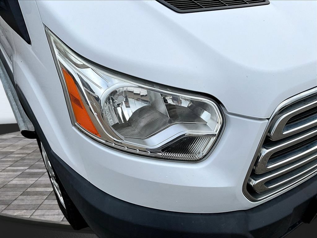 Used 2016 Ford Transit 250 130 Low Roof w/ Exterior Upgrade Package RWD image 34