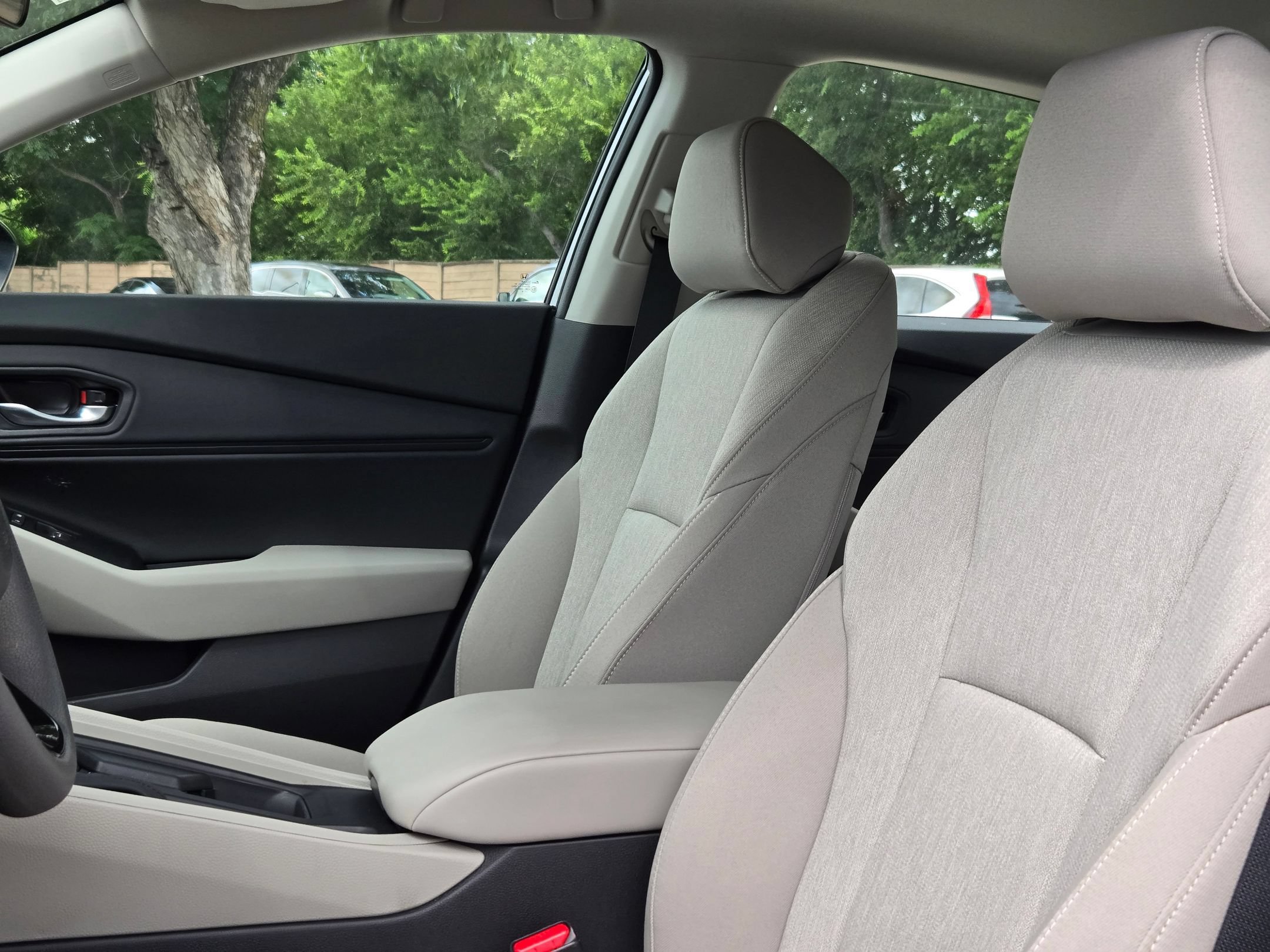 Used 2025 Honda Accord SE image 14