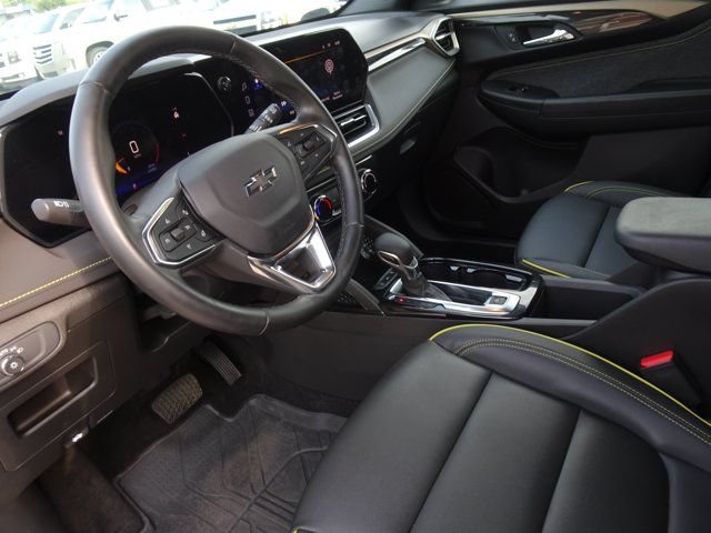 Used 2024 Chevrolet TrailBlazer ACTIV w/ Driver Confidence Package FWD image 13