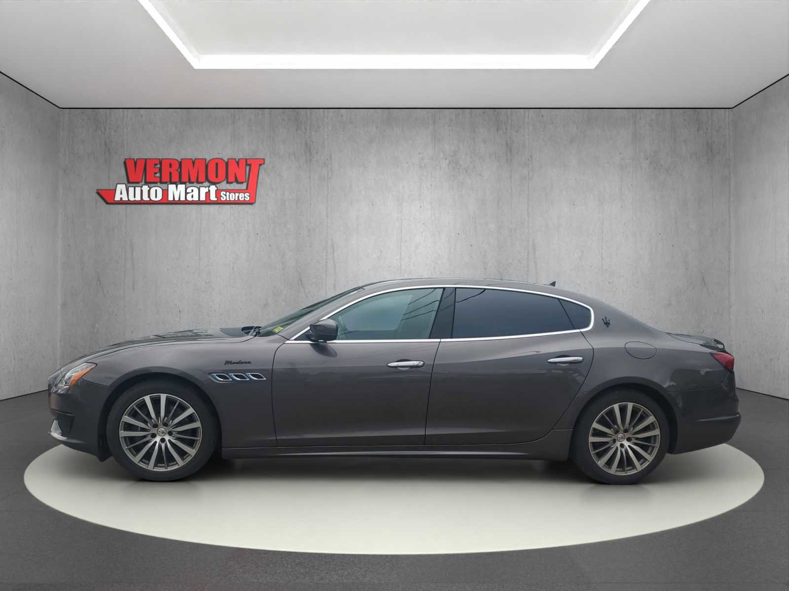 Used 2022 Maserati Quattroporte Modena Q4 AWD/4WD image 5