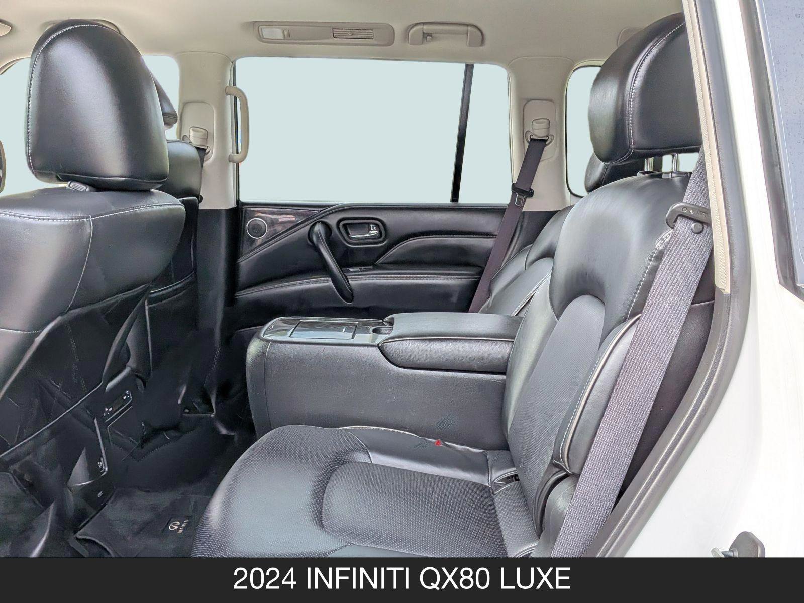 Used 2024 INFINITI QX80 Luxe image 16