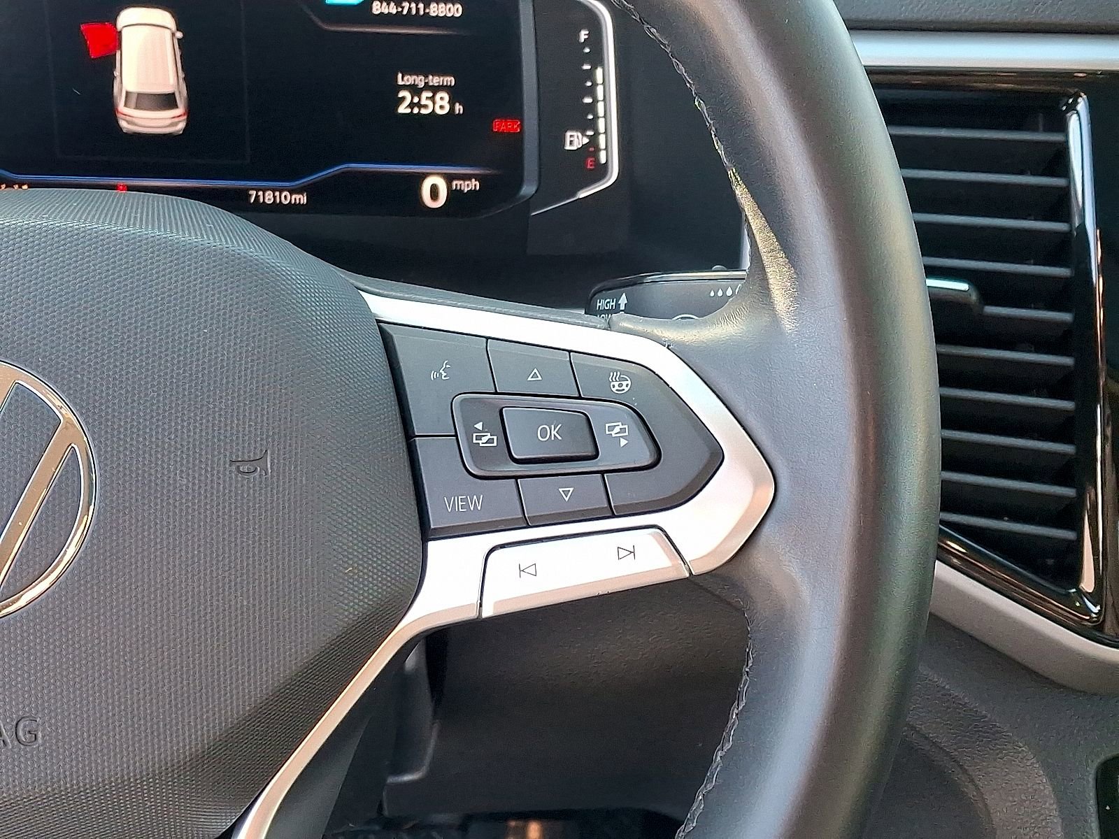 Used 2021 Volkswagen Atlas SEL Premium image 23