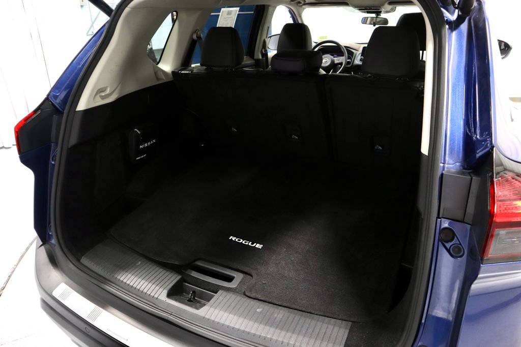 Certified 2023 Nissan Rogue SV w/ SV Premium B Package AWD/4WD image 15