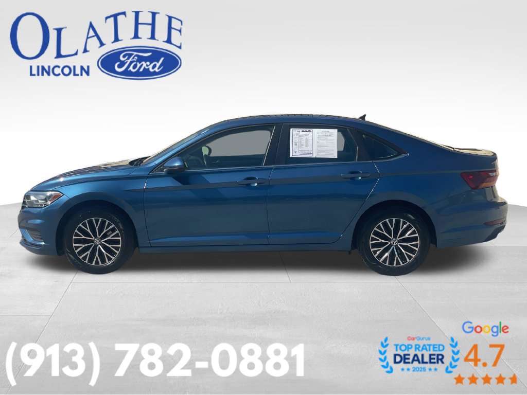 Used 2019 Volkswagen Jetta SE FWD image 2