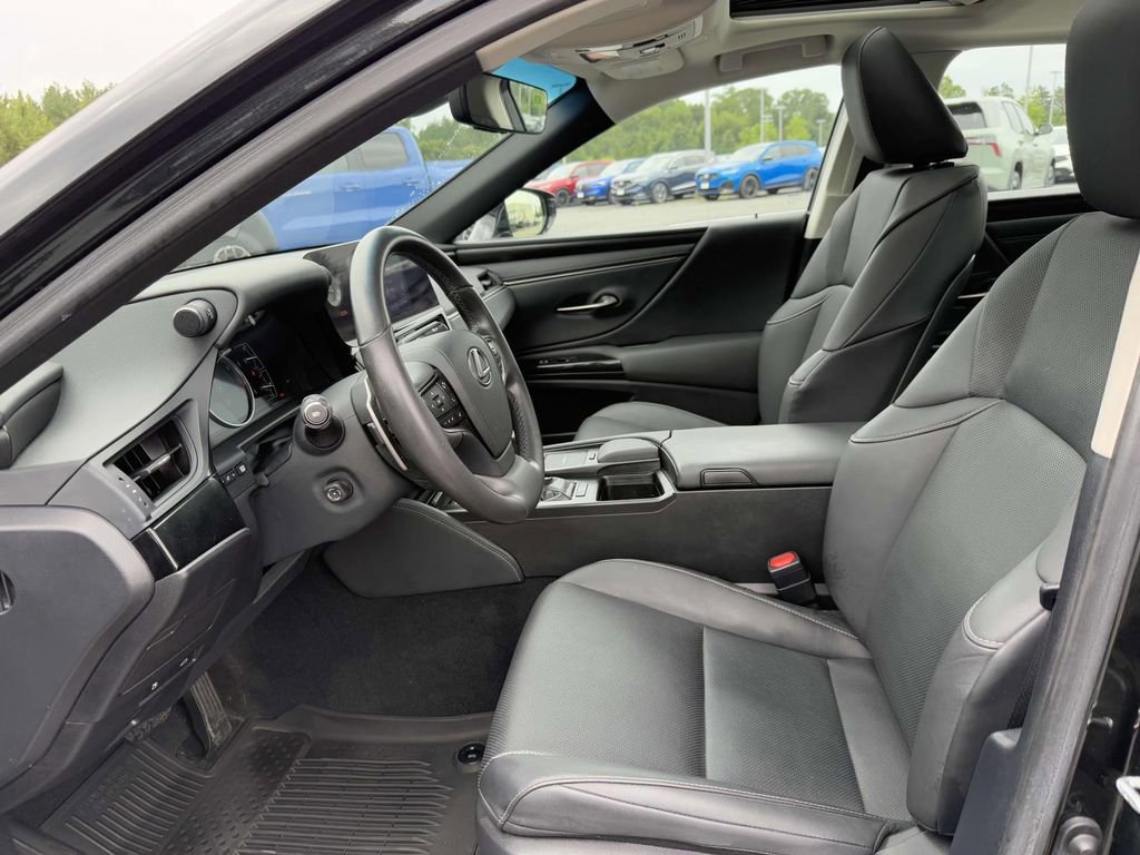 Used 2022 Lexus ES 350 w/ Premium Package image 12