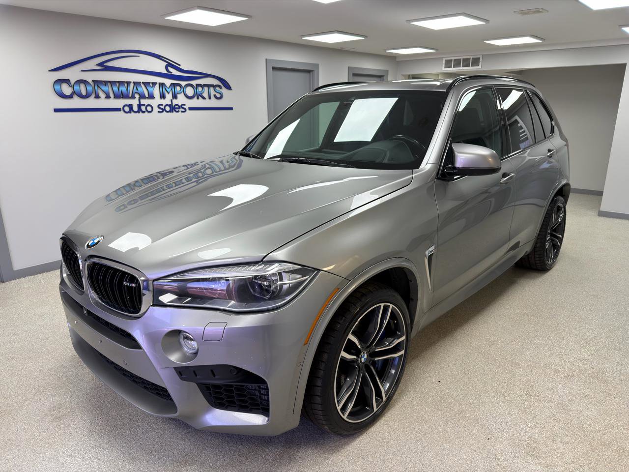 Used 2015 BMW X5 M w/ Premium Package image 2