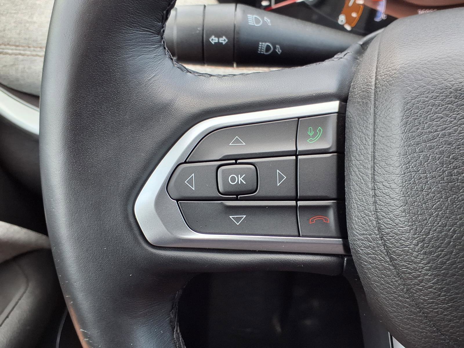 Used 2022 Jeep Compass Latitude AWD/4WD image 15