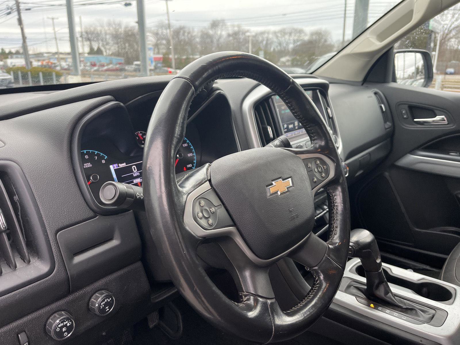 Used 2017 Chevrolet Colorado LT image 11