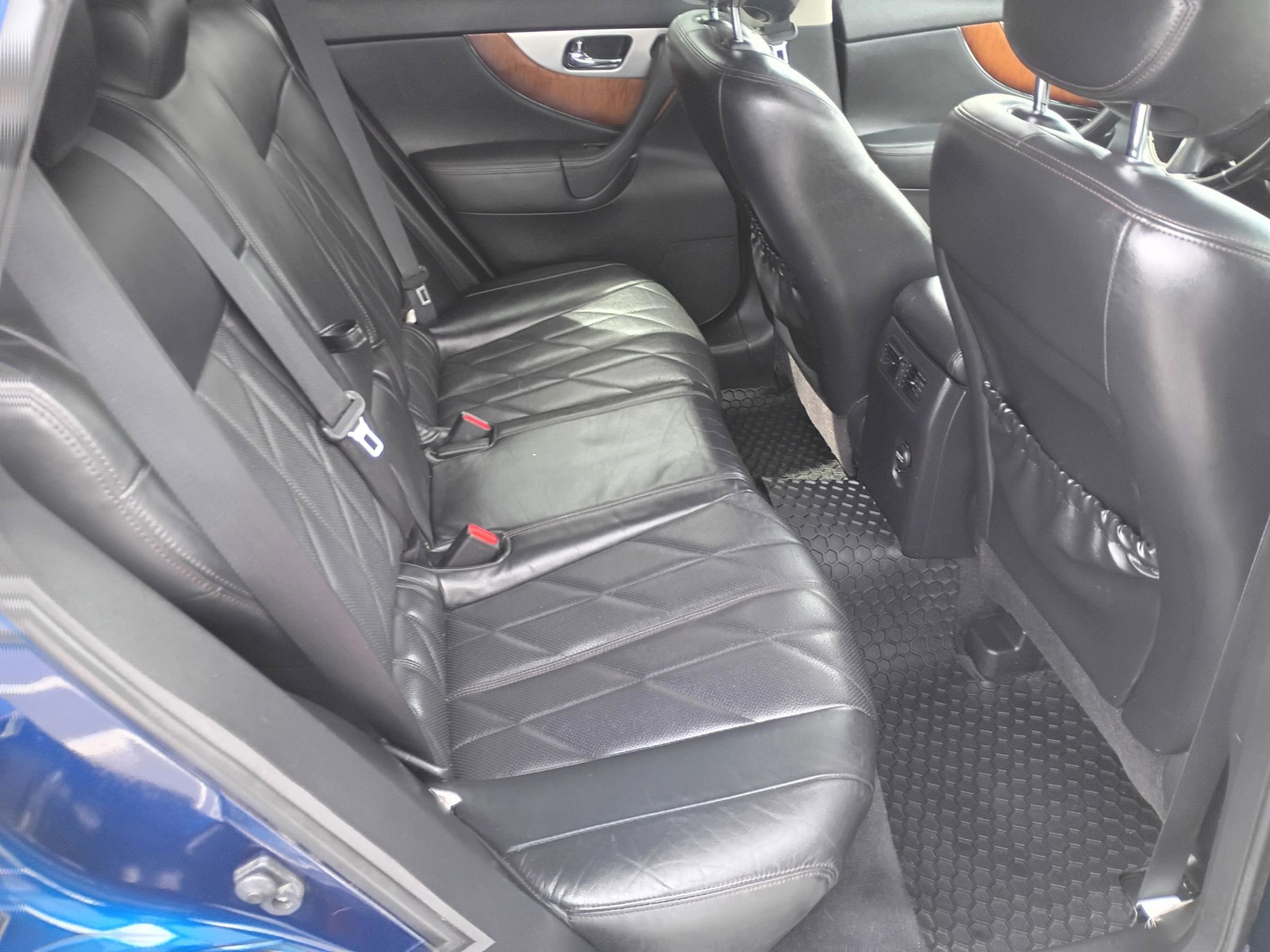 Used 2015 INFINITI QX70 3.7 w/ Premium Package AWD/4WD image 15