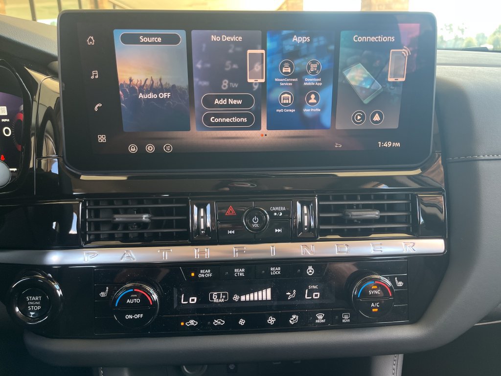 New 2026 Nissan Pathfinder SL FWD image 18