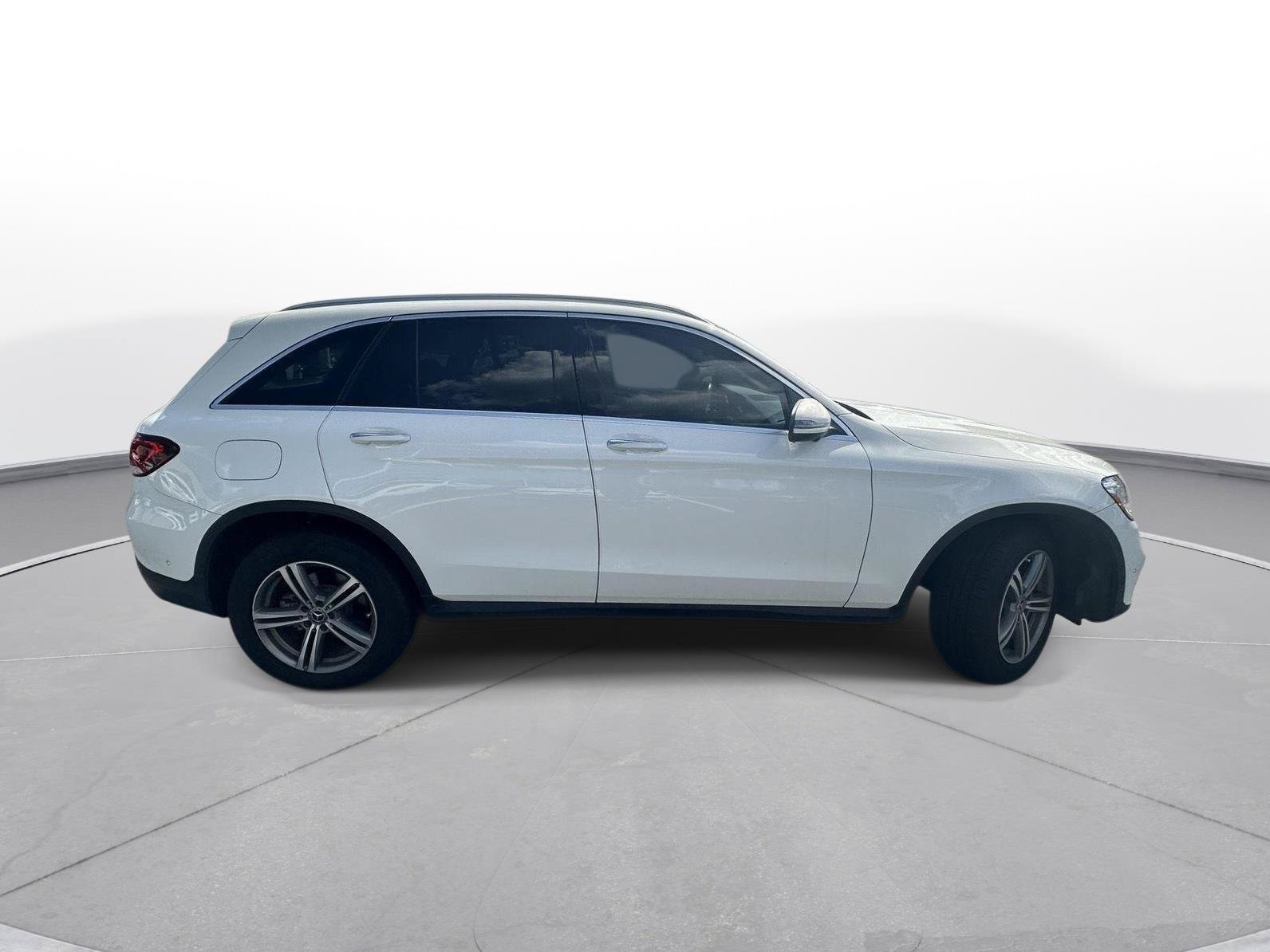 Used 2021 Mercedes-Benz GLC 300 image 5