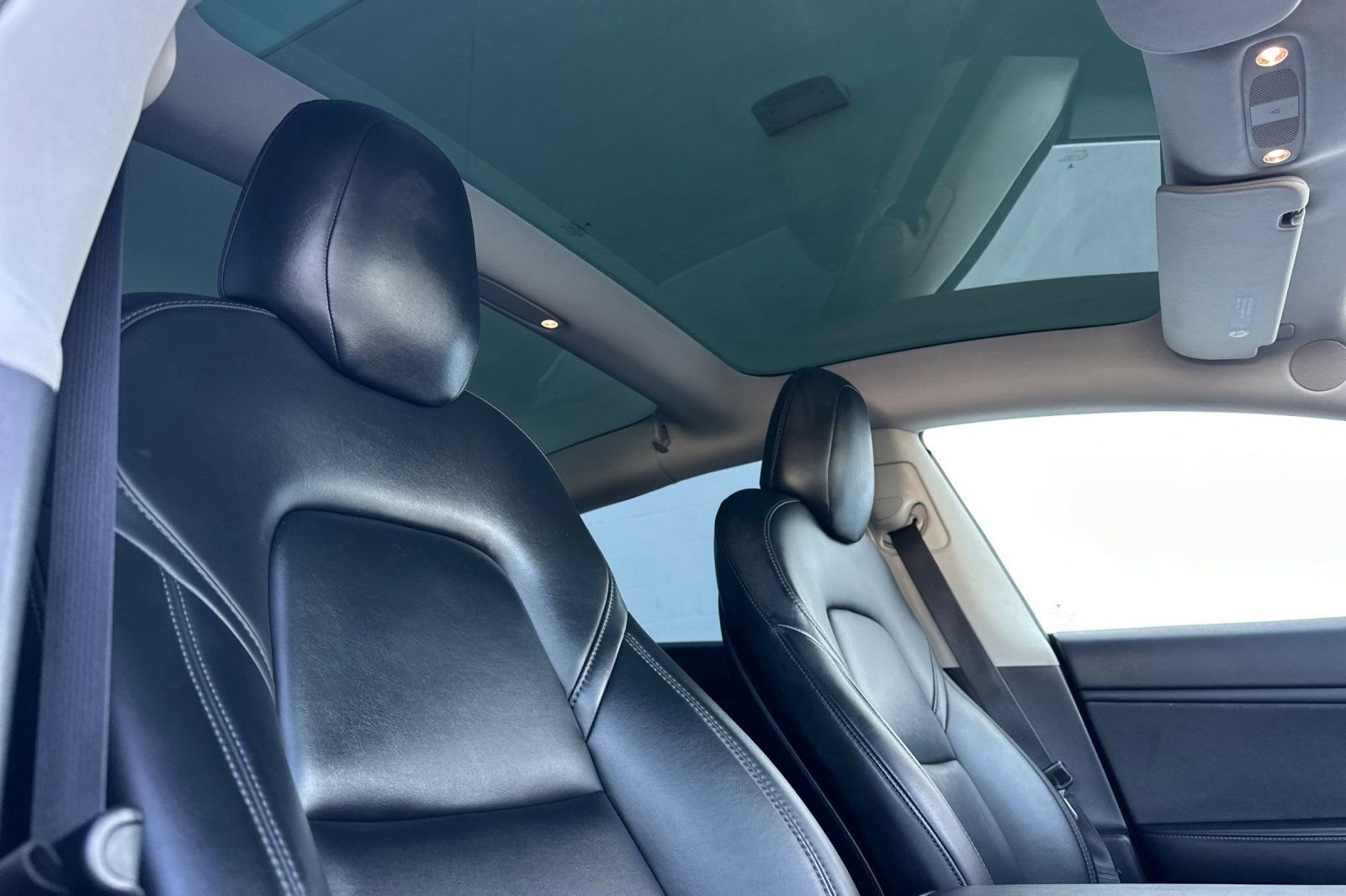 Used 2019 Tesla Model 3 Standard Range Plus image 20