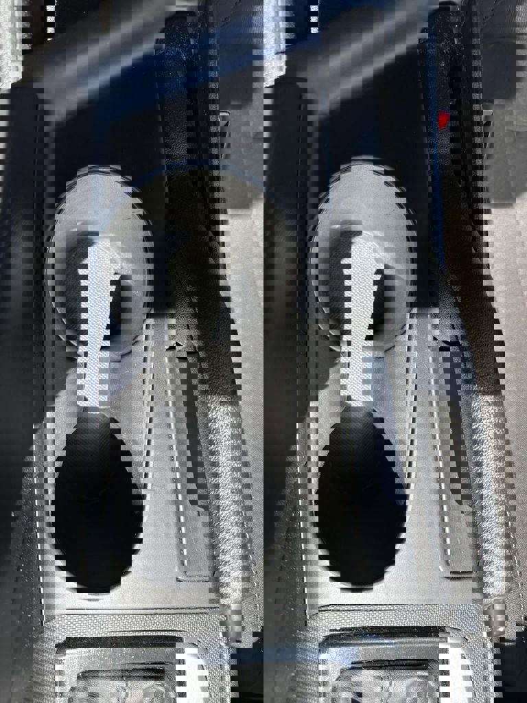 Used 2022 Hyundai Elantra SEL FWD image 32