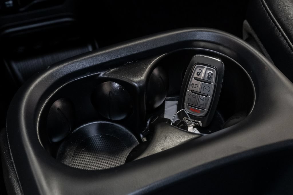 New 2026 Chrysler Pacifica Select FWD image 23