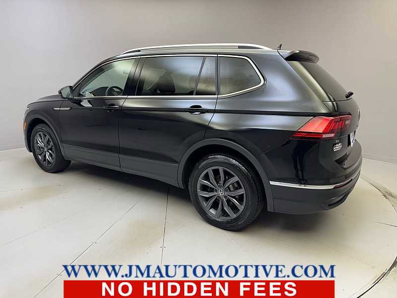 Used 2024 Volkswagen Tiguan SE image 3