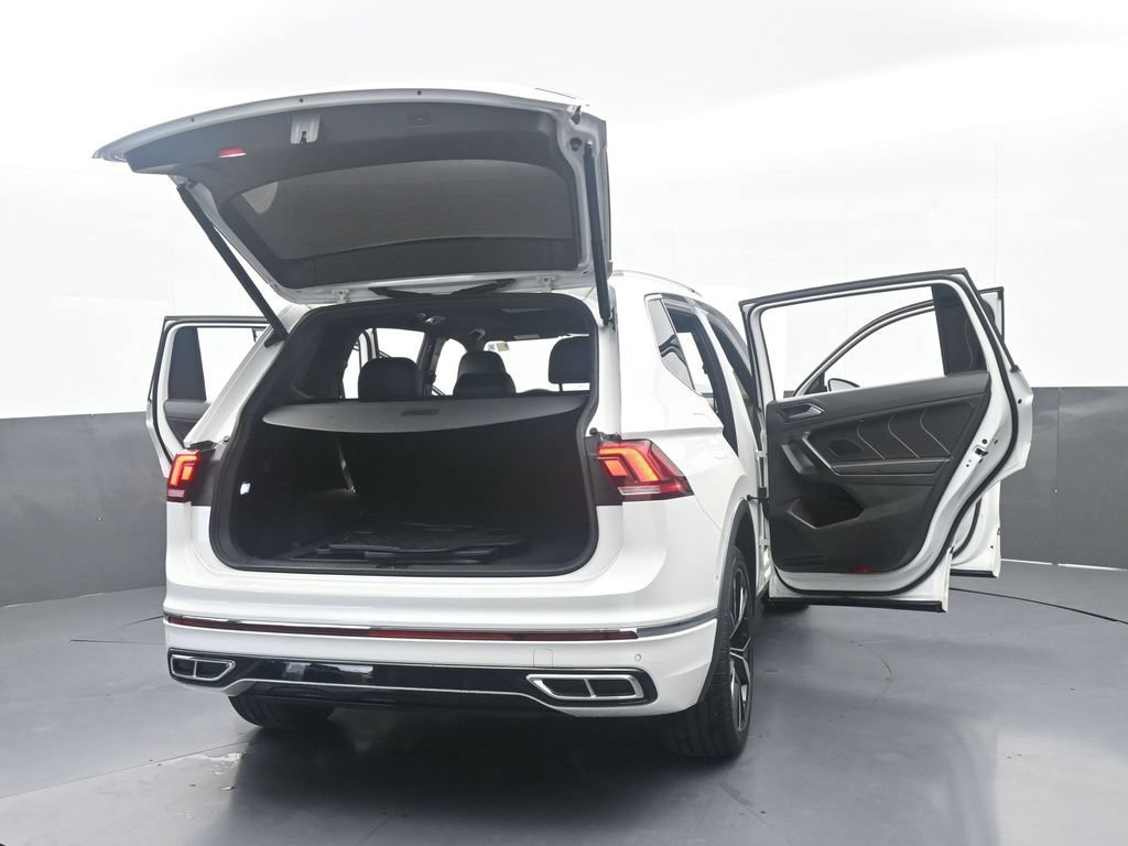 Used 2023 Volkswagen Tiguan SEL R-Line AWD/4WD image 83