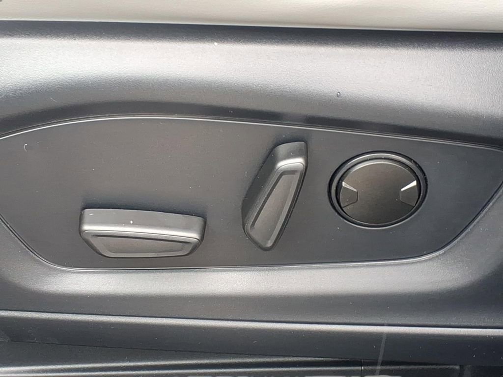 New 2026 Ford Explorer Active image 17