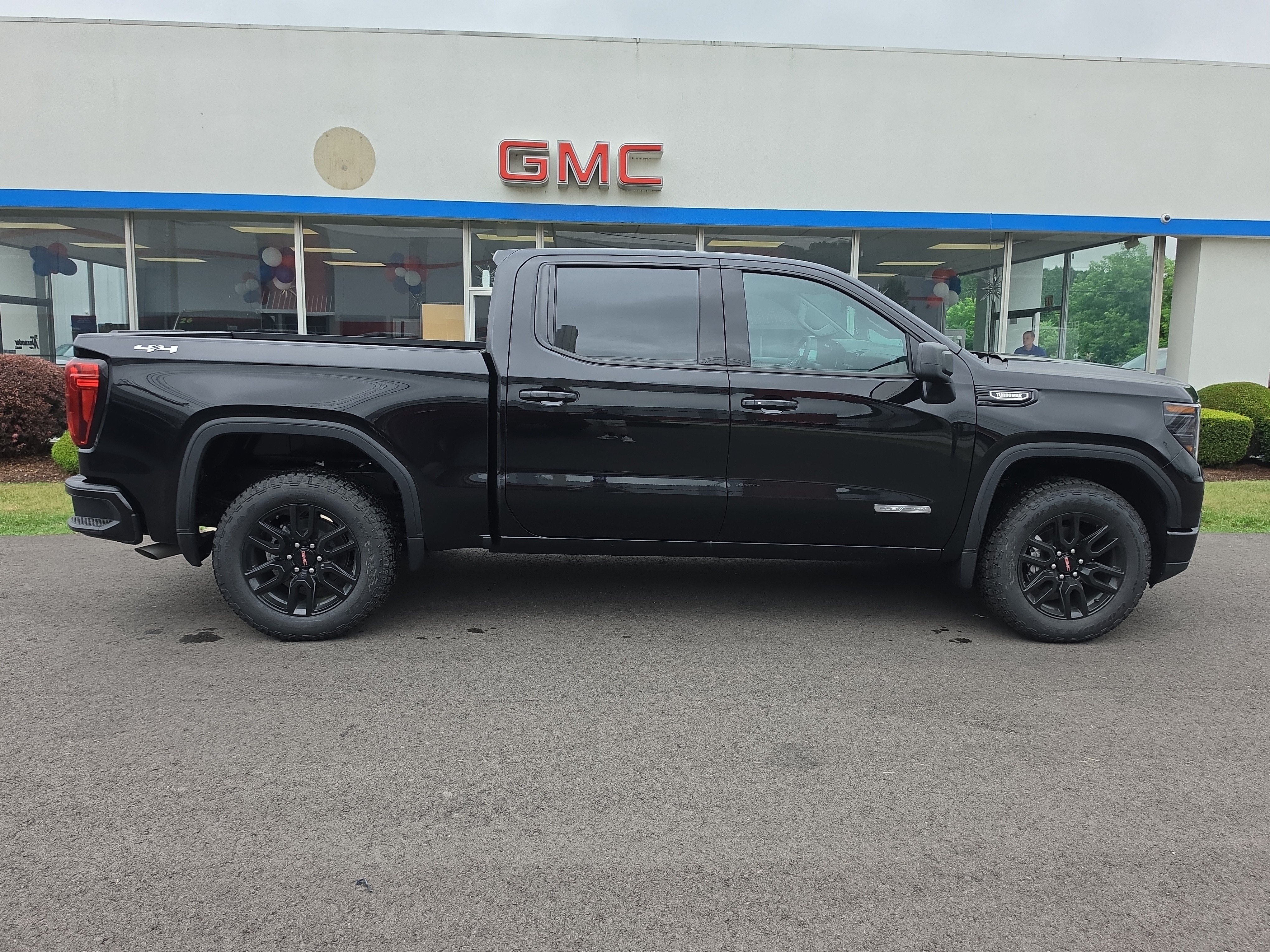 New 2026 GMC Sierra 1500 Elevation AWD/4WD image 2