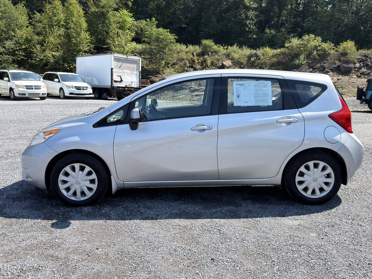 Used 2014 Nissan Versa Note SV FWD image 4