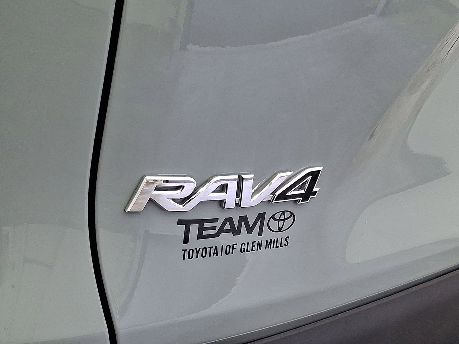 Certified 2022 Toyota RAV4 XLE Premium image 24