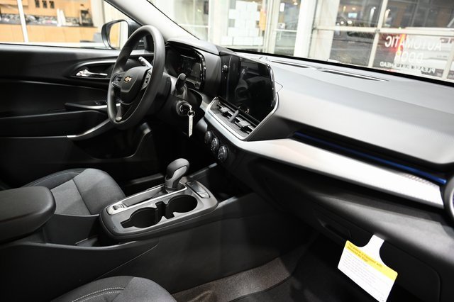 New 2026 Chevrolet Trax LS image 13