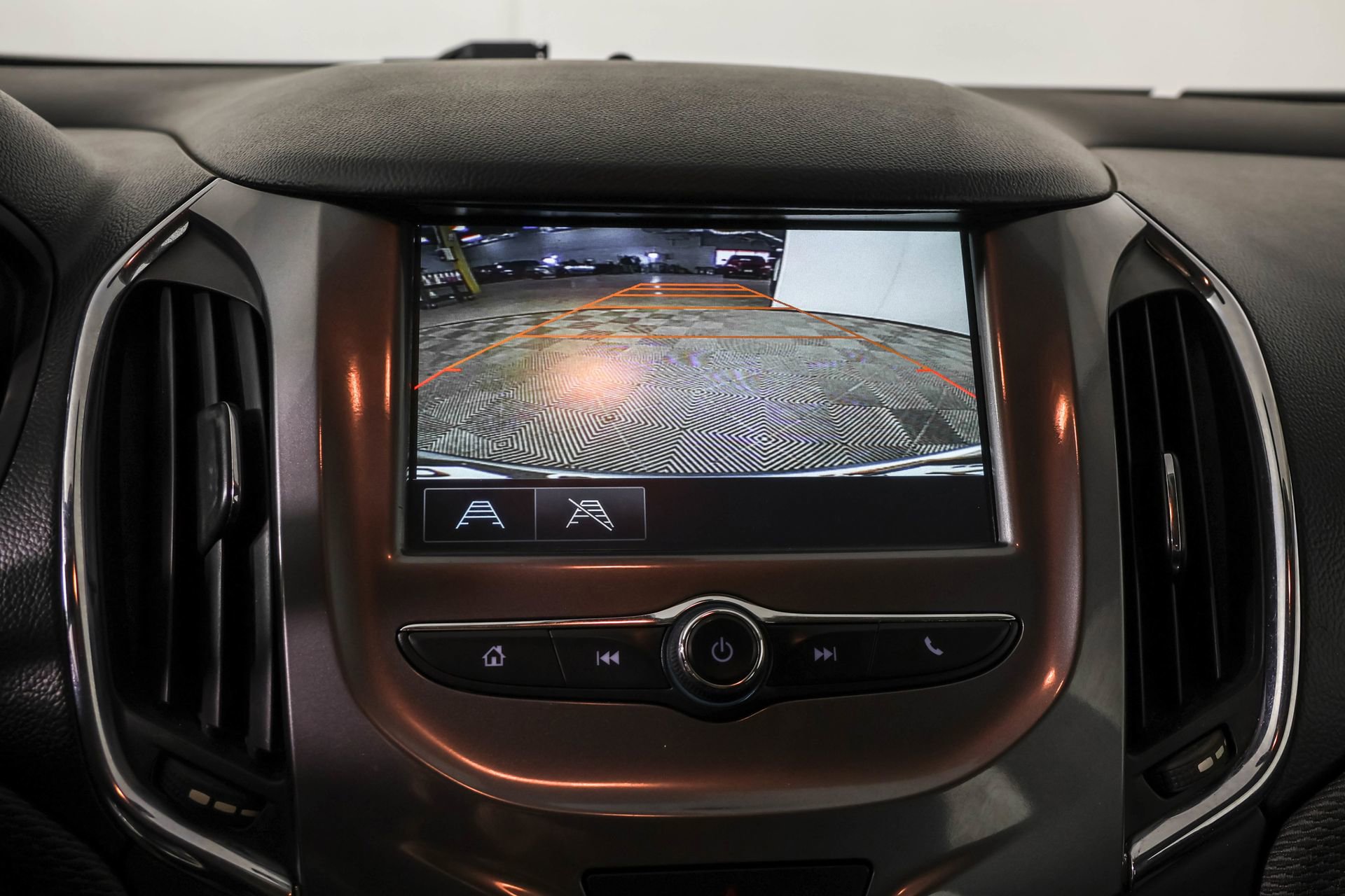 Used 2017 Chevrolet Cruze LT image 7