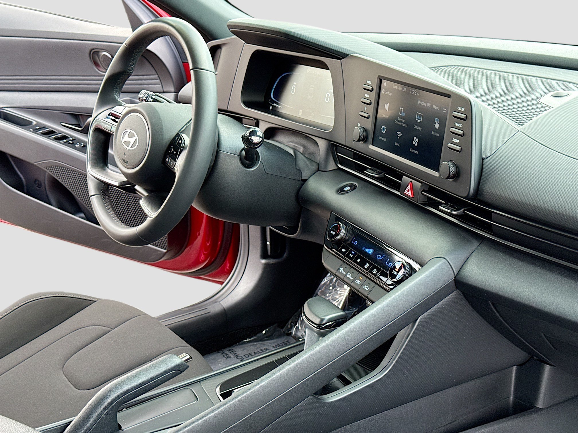 Certified 2025 Hyundai Elantra Sport FWD image 5
