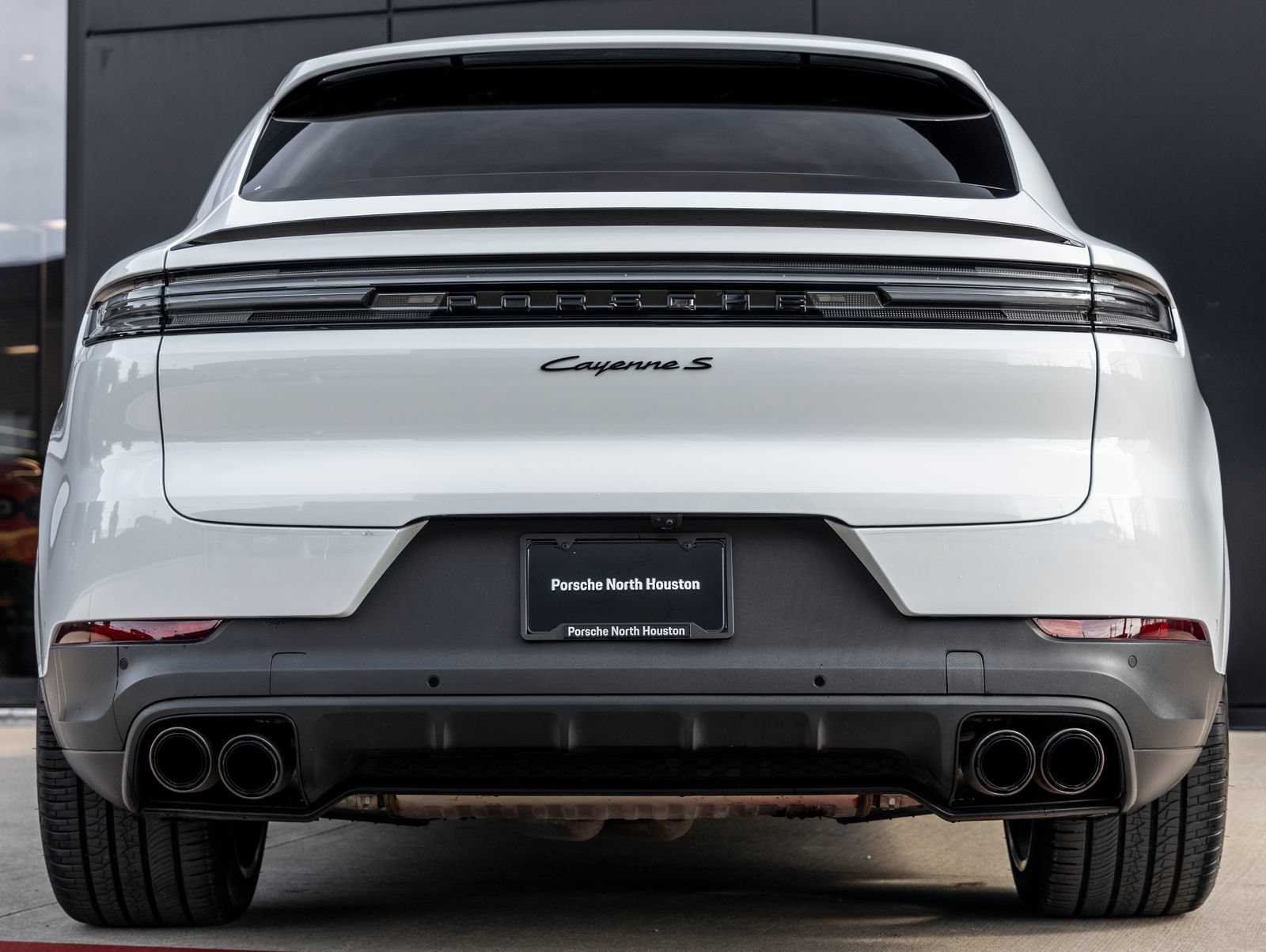 Certified 2025 Porsche Cayenne S AWD/4WD image 10